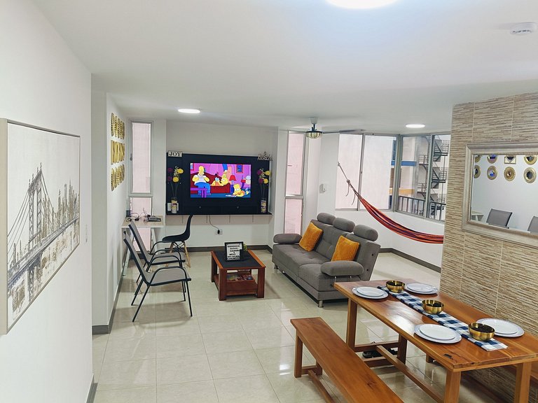 El Rodadero Hermoso Apartamento a 50m de la playa ven descan